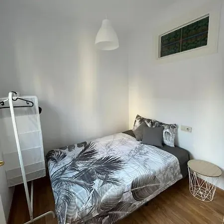 Atico Vintage Con Terraza Apartment