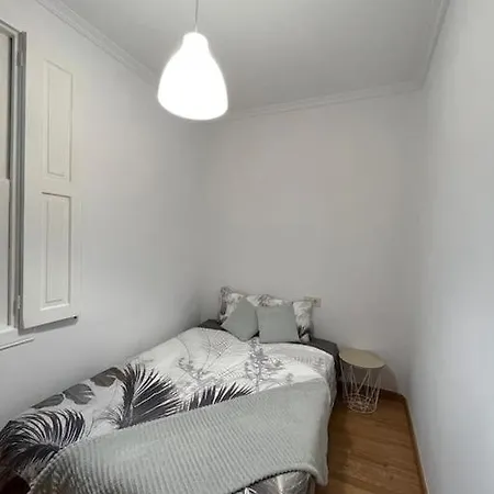 Apartamento Atico Vintage Con Terraza